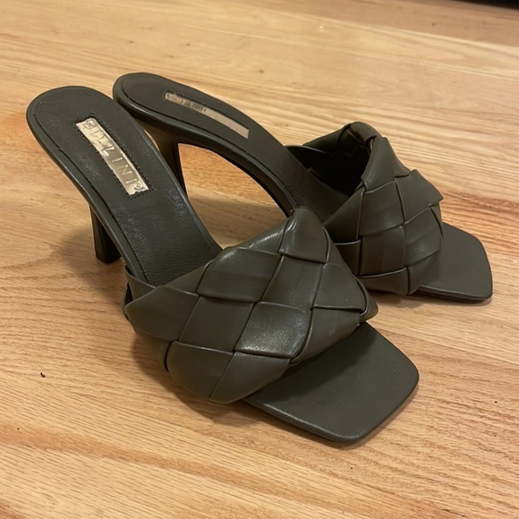 Billini Sandro Heeled Mule in Olive - Picture 4 of 5